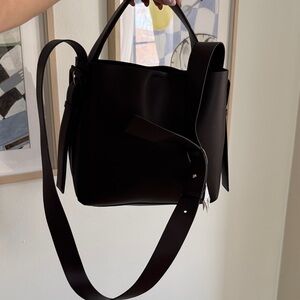 Elegant Brown Women's Bag